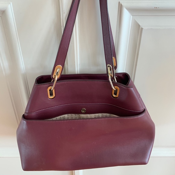 KARL LAGERFELD DEEP PLUM WITH BOW PURSE - Picture 2 of 4